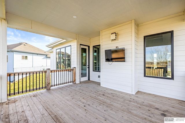 21754 I Street, Elkhorn, NE 68022