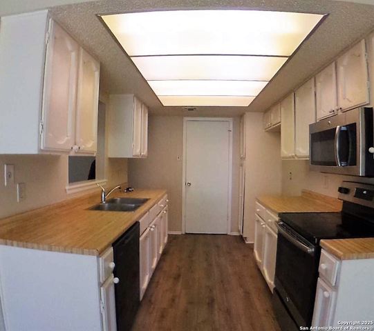 8623 TAMARISK ST, San Antonio, TX 78240