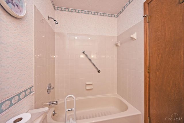 1500 Madison Avenue, Mt Healthy, OH 45231