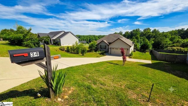34 Montgomery Road, Lyman, SC 29365