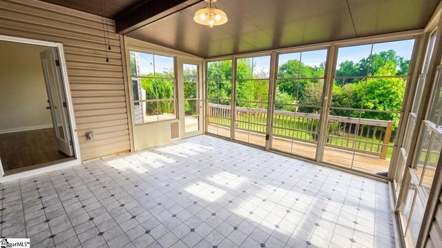 34 Montgomery Road, Lyman, SC 29365