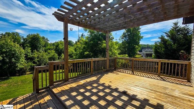 34 Montgomery Road, Lyman, SC 29365