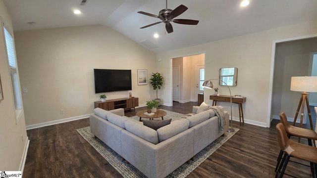 34 Montgomery Road, Lyman, SC 29365