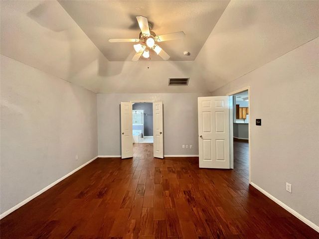 1146 Jasons Bend Drive, Sugar Land, TX 77479