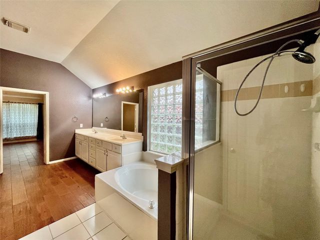 1146 Jasons Bend Drive, Sugar Land, TX 77479