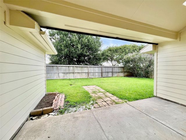 1146 Jasons Bend Drive, Sugar Land, TX 77479