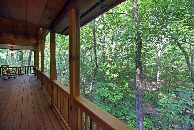 260 Jason Martin Circle, Blue Ridge, GA 30513