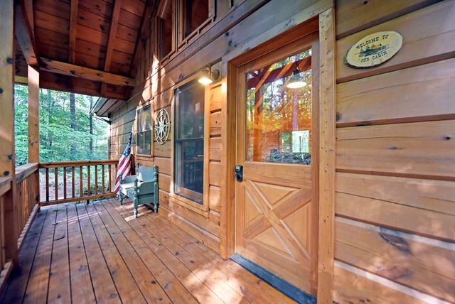 260 Jason Martin Circle, Blue Ridge, GA 30513