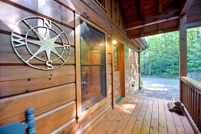 260 Jason Martin Circle, Blue Ridge, GA 30513