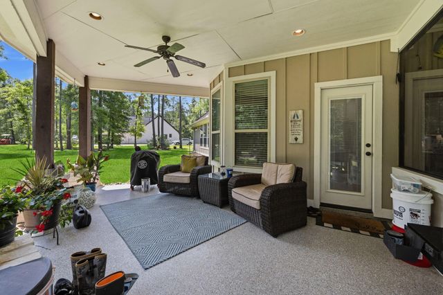 209 County Road 6324, Dayton, TX 77535