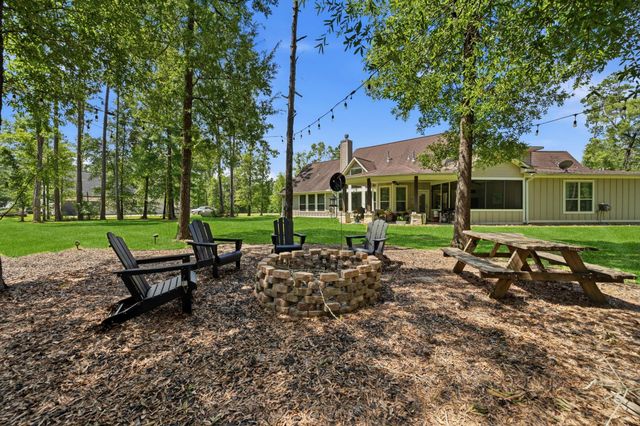209 County Road 6324, Dayton, TX 77535