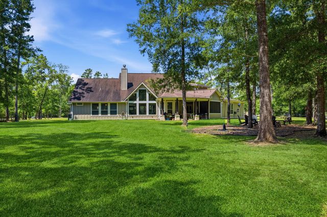 209 County Road 6324, Dayton, TX 77535