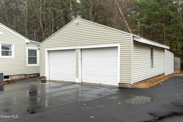 18 Pinewood Road, Queensbury, NY 12804