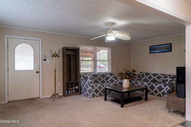 18 Pinewood Road, Queensbury, NY 12804