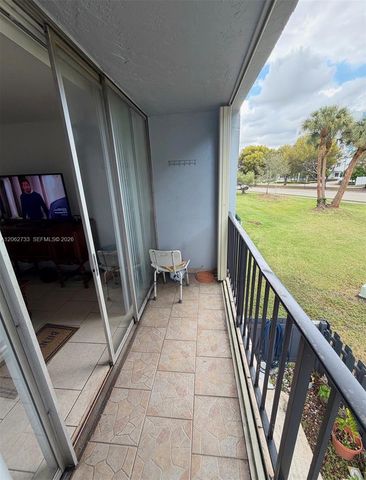 310 Fontainebleau Boulevard 206, Miami, FL 33172