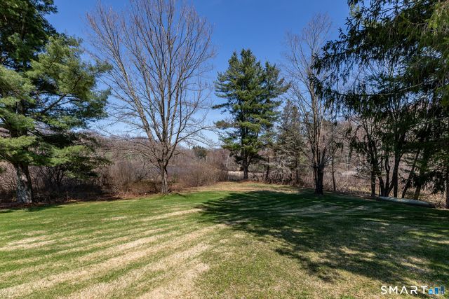 66 Artillery Road, Middlebury, CT 06762