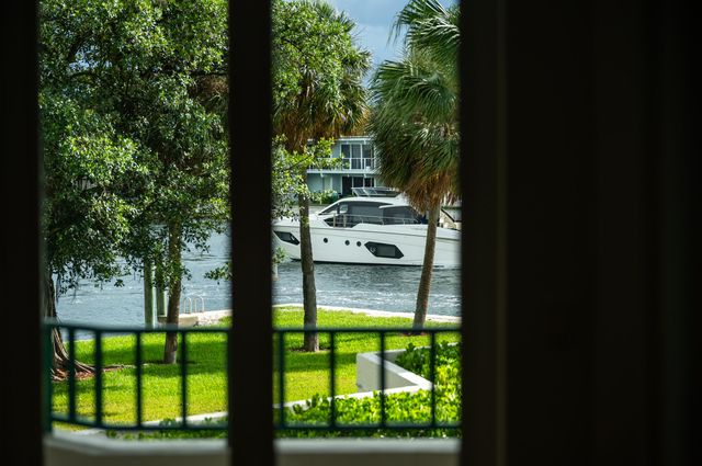 100 SE 5TH Avenue 202, Boca Raton, FL 33432