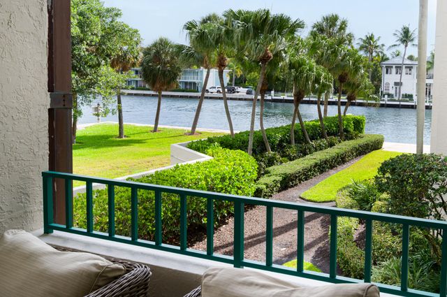 100 SE 5TH Avenue 202, Boca Raton, FL 33432