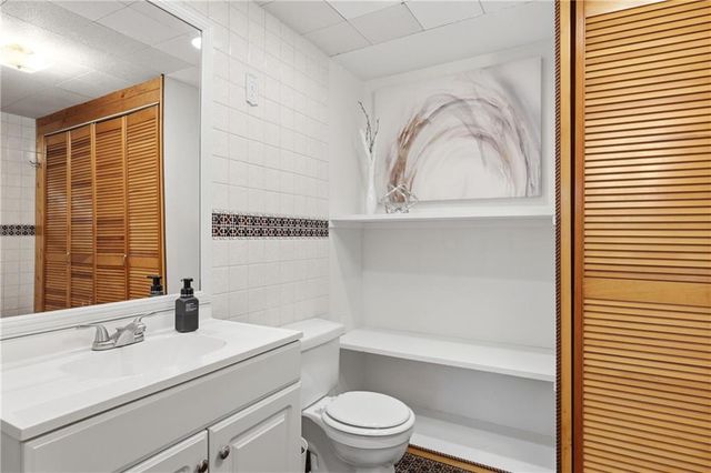 1415 W 25th Street S, Independence, MO 64052