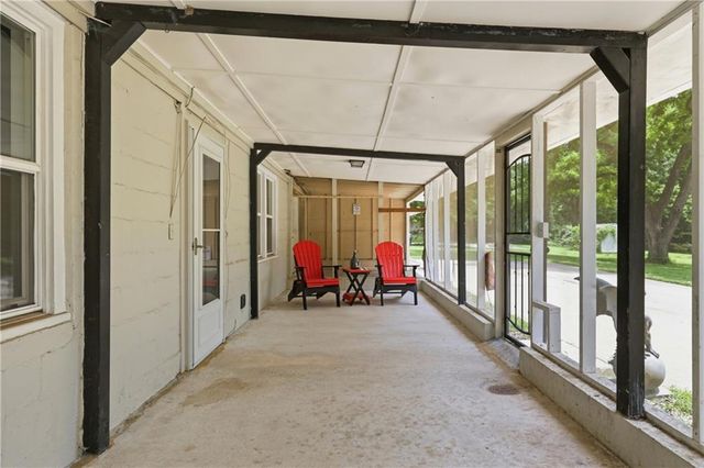 1415 W 25th Street S, Independence, MO 64052