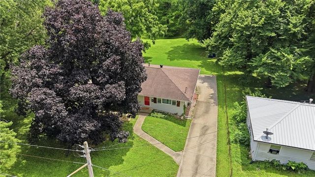 1415 W 25th Street S, Independence, MO 64052
