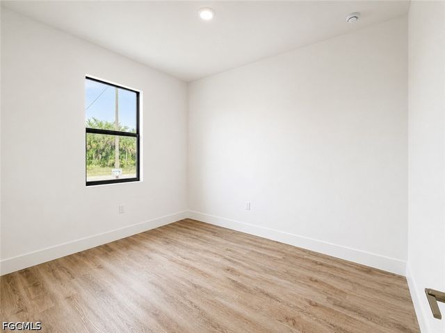 1258 MILWAUKEE BLVD, Lehigh Acres, FL 33974