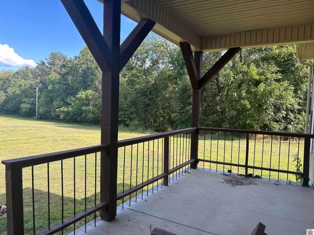 1591 State Route 994, Boaz, KY 42027