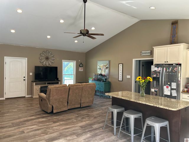 1591 State Route 994, Boaz, KY 42027