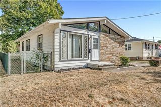 2863 Burnside Street, Akron, OH 44312