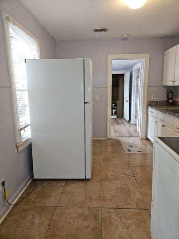 2575 18TH AVENUE S, St Petersburg, FL 33712