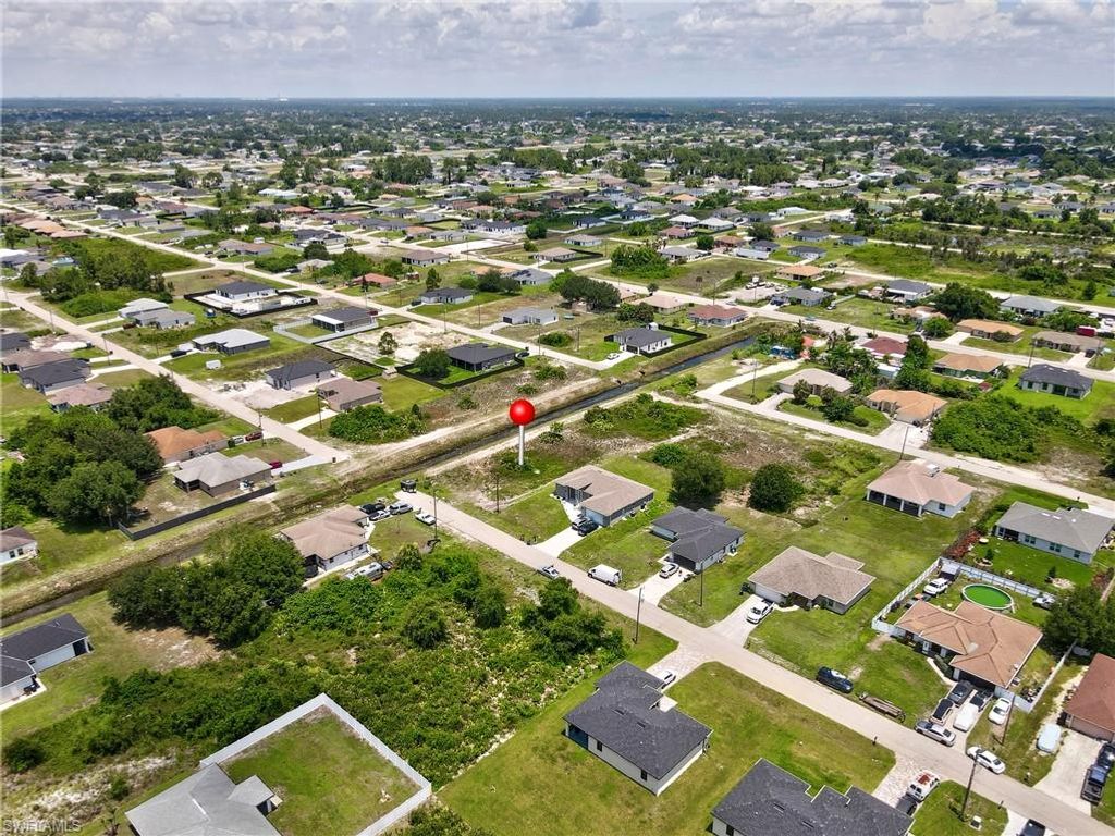 2718 25th ST SW, LEHIGH ACRES, FL 33976 — photo 2