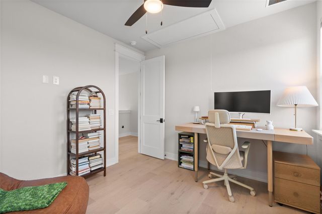 2720 Bristol DR 2, Austin, TX 78723
