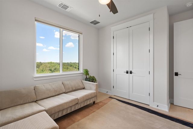 2720 Bristol DR 2, Austin, TX 78723