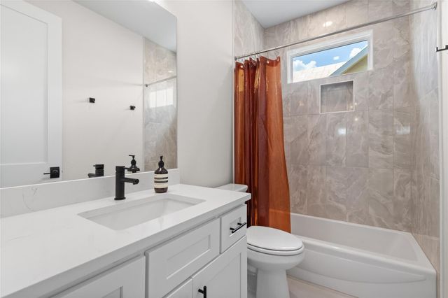 2720 Bristol DR 2, Austin, TX 78723