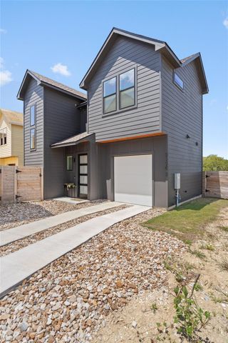 2720 Bristol DR 2, Austin, TX 78723