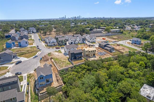 2720 Bristol DR 2, Austin, TX 78723