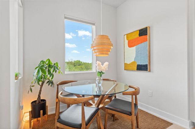 2720 Bristol DR 2, Austin, TX 78723