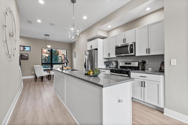 122 S Ohio Avenue, Columbus, OH 43205