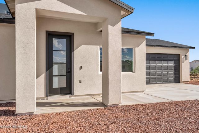 115 Escocia Court, Rio Rico, AZ 85648