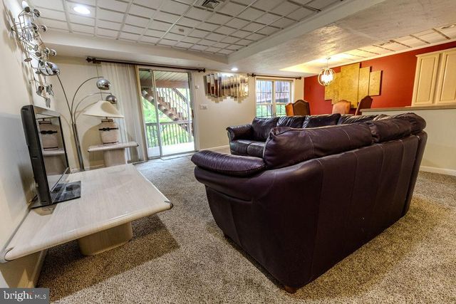 49 JEAN LO WAY, York, PA 17406