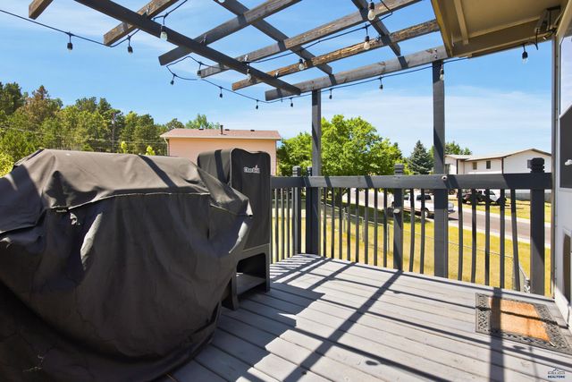 7809 TIMBERLINE RD, Black Hawk, SD 57718