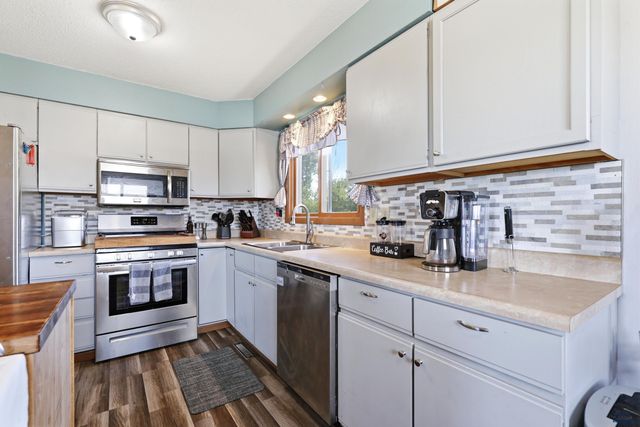 7809 TIMBERLINE RD, Black Hawk, SD 57718