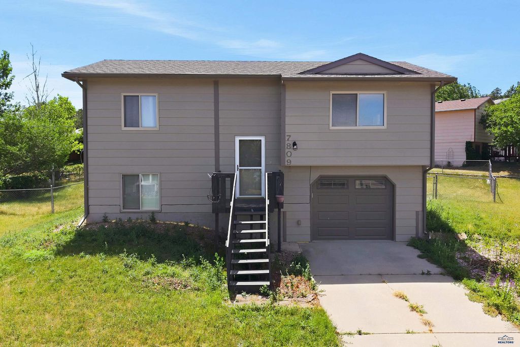 7809 TIMBERLINE RD, Black Hawk, SD 57718