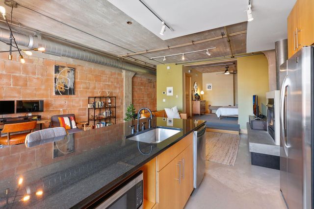 525 N 3rd Street 303, Minneapolis, MN 55401