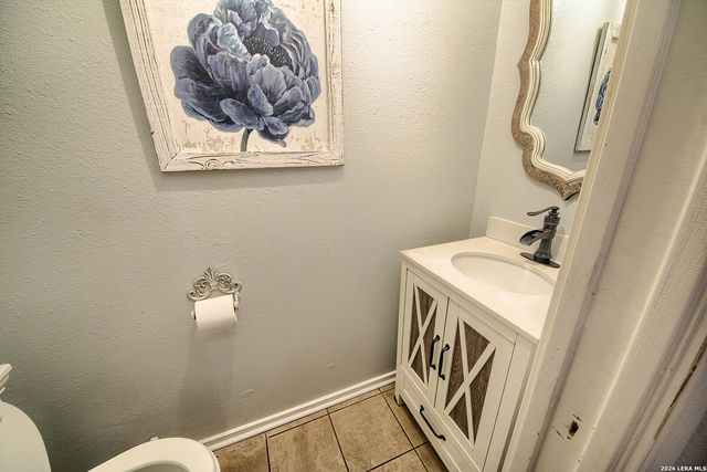 10106 Sandyglen, San Antonio, TX 78240