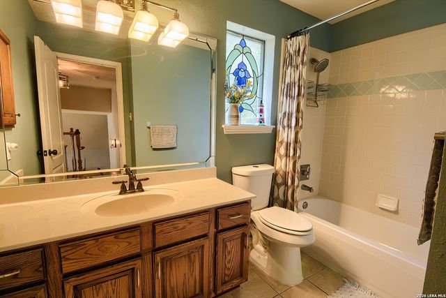 10106 Sandyglen, San Antonio, TX 78240