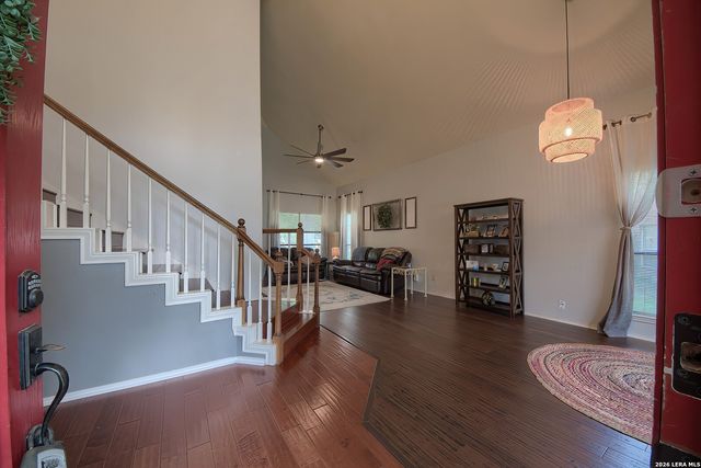 10106 Sandyglen, San Antonio, TX 78240