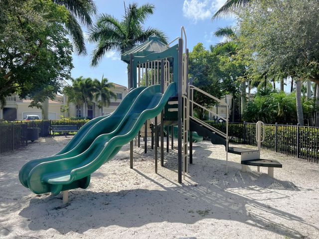 4045 Trovita Boulevard, Boynton Beach, FL 33436