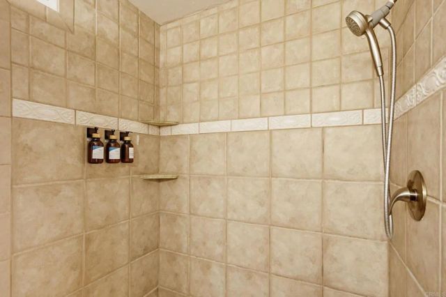 925 E Chase Avenue, El Cajon, CA 92020