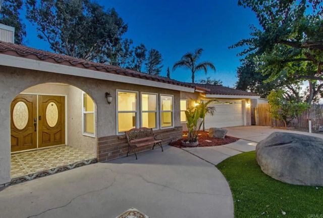 925 E Chase Avenue, El Cajon, CA 92020